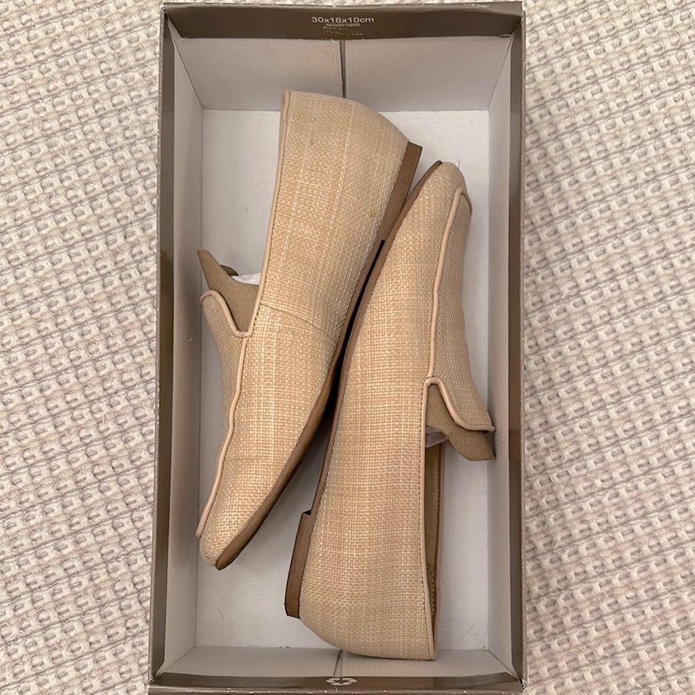 Franco Sarto Averly Oat Raffia Loafer